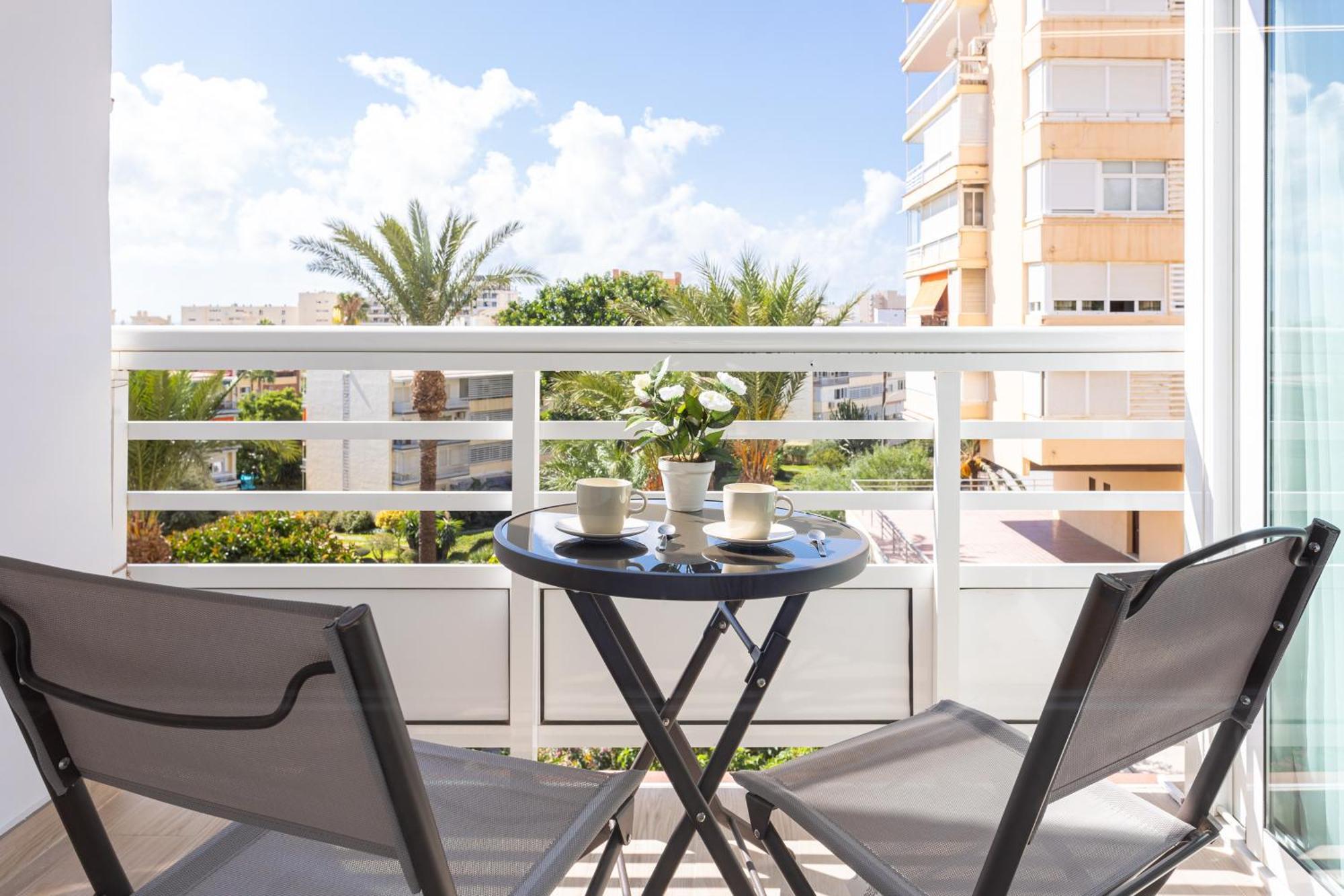 Blonzu Camboya Apartamento Torremolinos Exterior foto